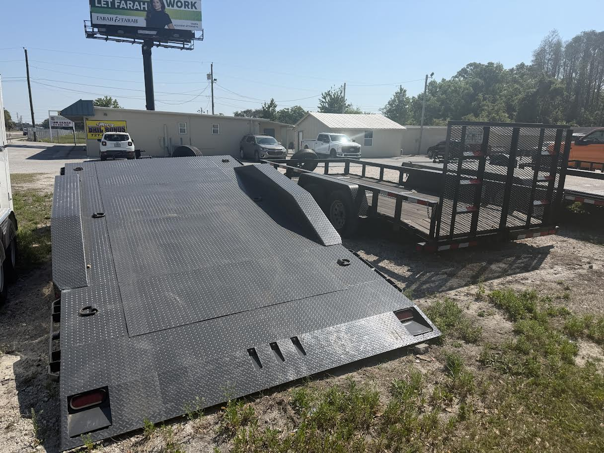 20' Tilt Trailer thumbnail 3